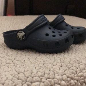 Toddler crocs